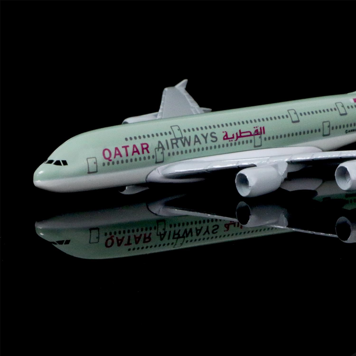 1:400 16cm Air Bus A380 Qatar  - Party Games Bus ulasan dan harga